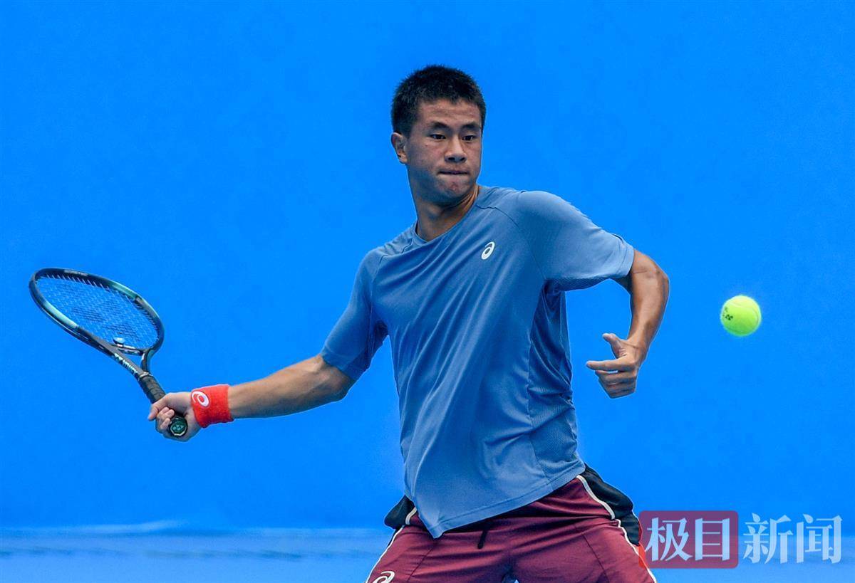 不仅依靠技 不仅依靠技