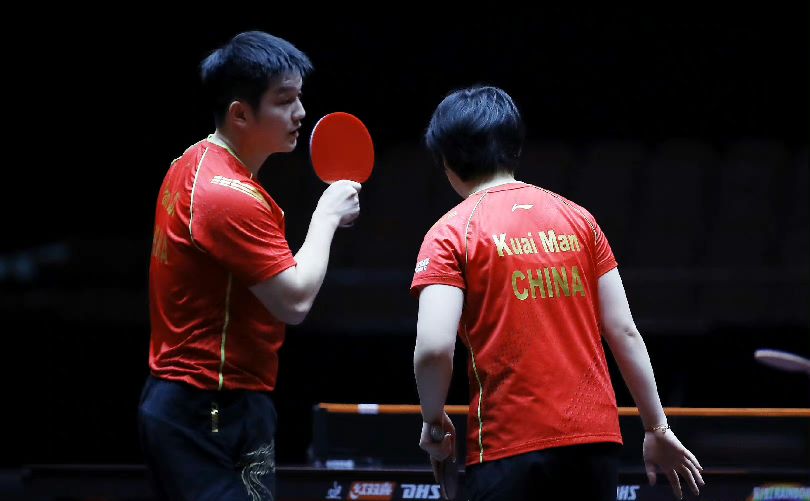 飞与后排进 飞与后排进